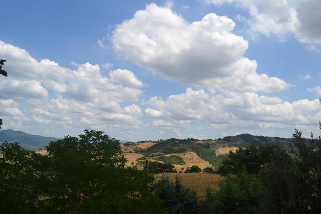 Agriturismo Santa Chiara Pomarance Buitenkant foto